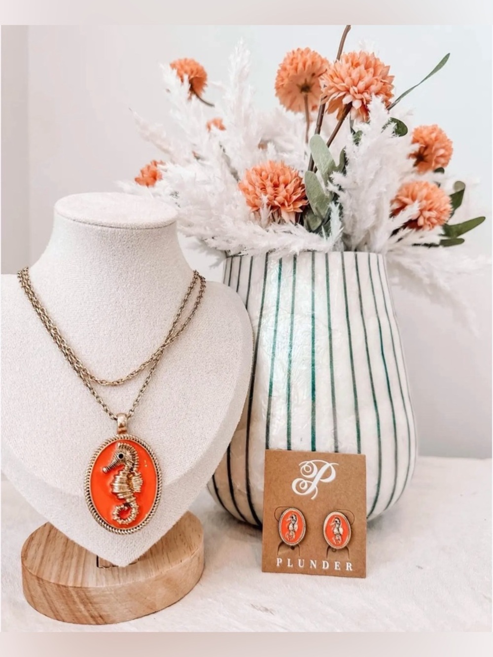 Plunder Seahorse Necklace Earrings Set Gold Tone Enamel New in Box + Pouch